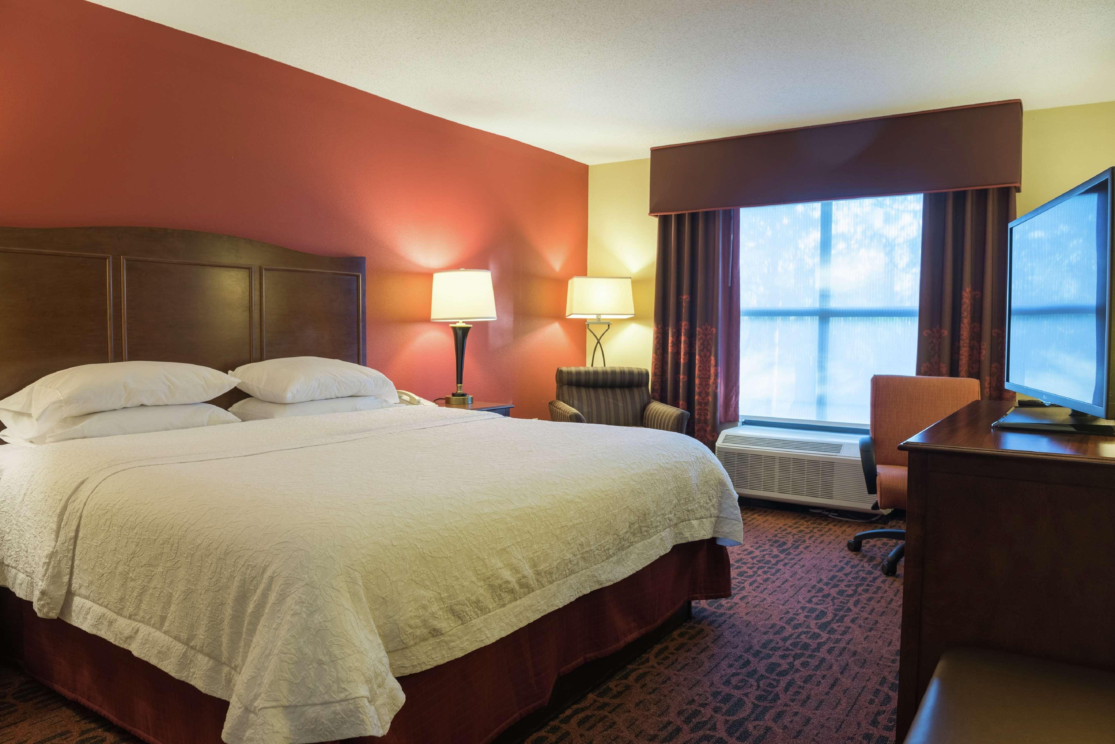 Hampton Inn & Suites Tampa-North Exteriör bild