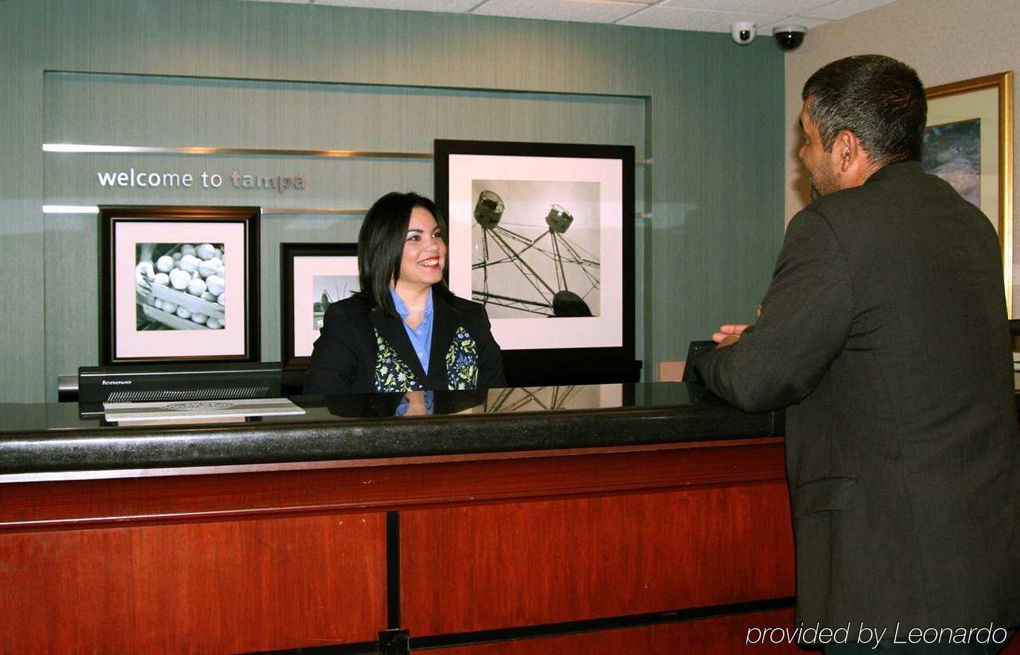Hampton Inn & Suites Tampa-North Inreriör bild