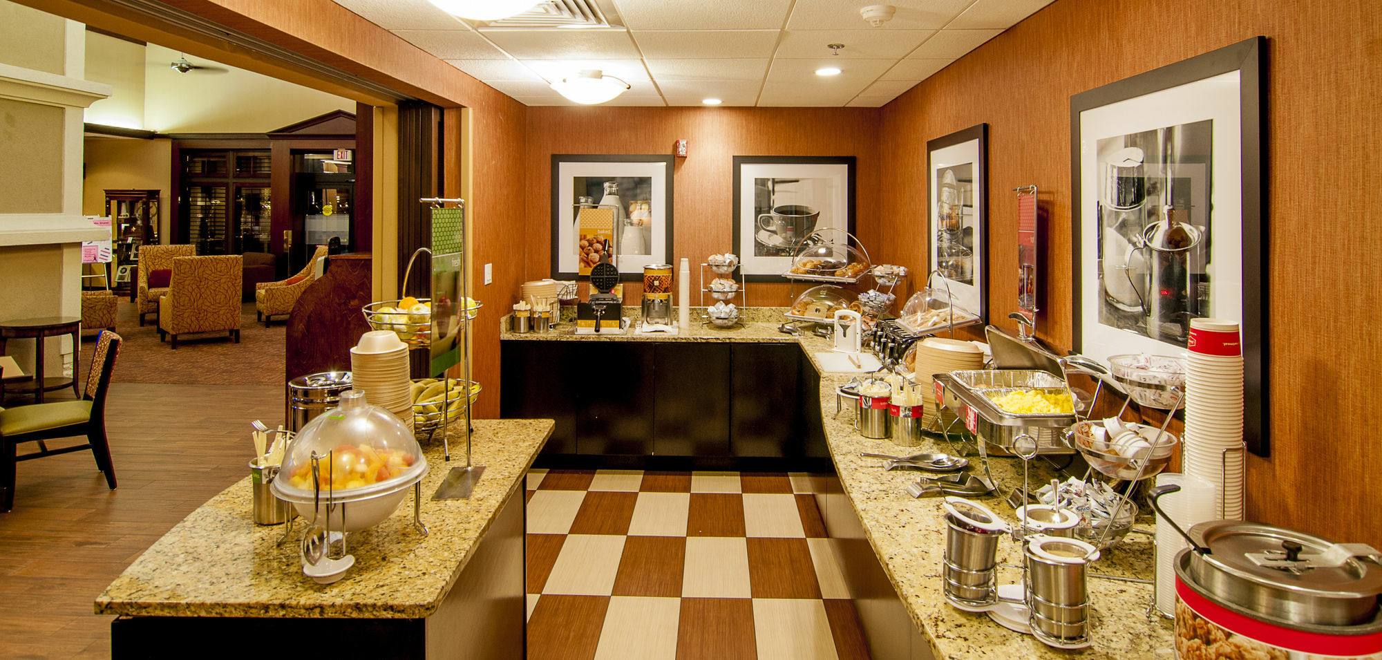 Hampton Inn & Suites Tampa-North Exteriör bild